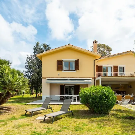 Casa Peppina Sulla Holiday home Pula
