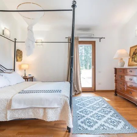 Holiday home Casa Peppina Sulla